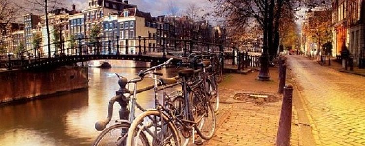 Что посмотреть в Амстердаме? Что посмотреть в Амстердаме?