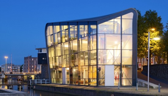 Центр Архитектуры в Амстердаме (1)