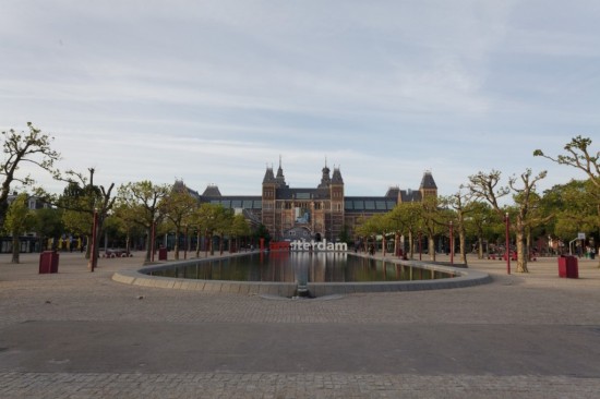 Площадь музеев в Амстердаме (1)