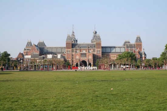 Площадь музеев в Амстердаме (3)