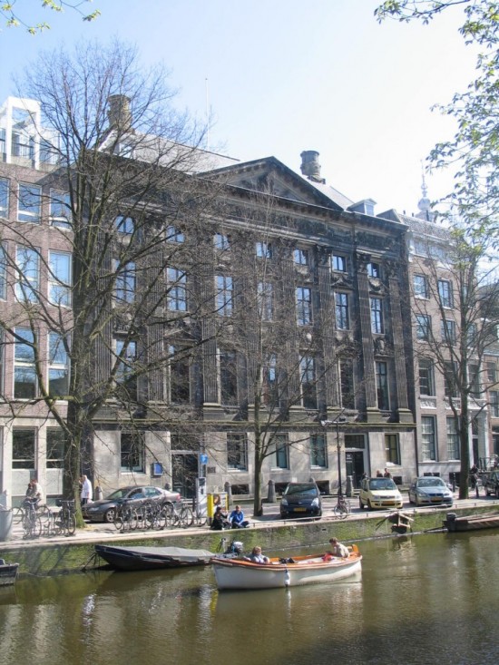 Триппенхёйс в Амстердаме 1